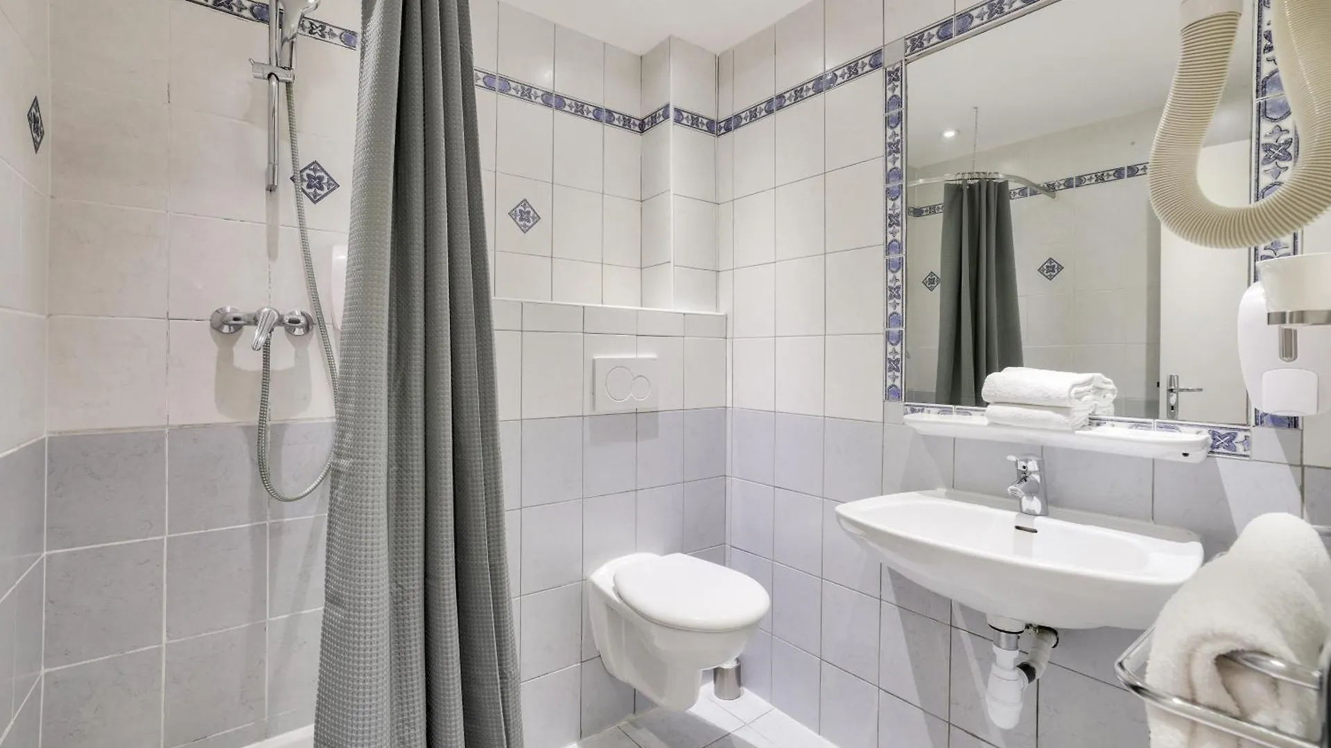 Hotel Lepante Nice 2*,  France